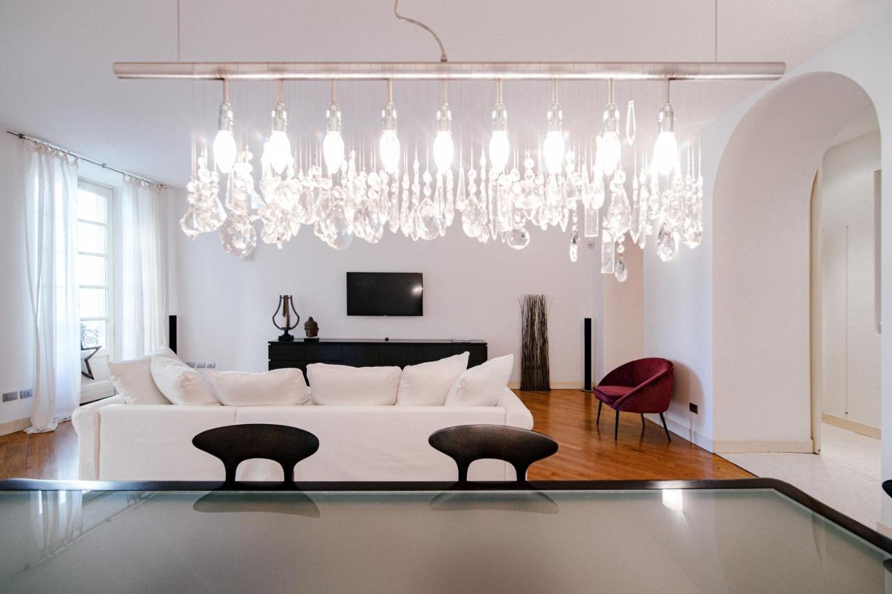 La Finestra Sul Duomo - The House Of Travelers Apartment Como Ngoại thất bức ảnh